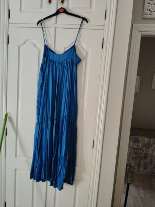 Vestido largo Zara azul talla  L, sin estrenar.