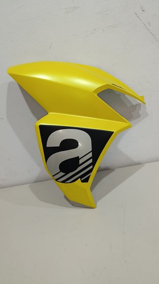 Tapa Lateral Derecha Aprilia SX 50 R Amarilla