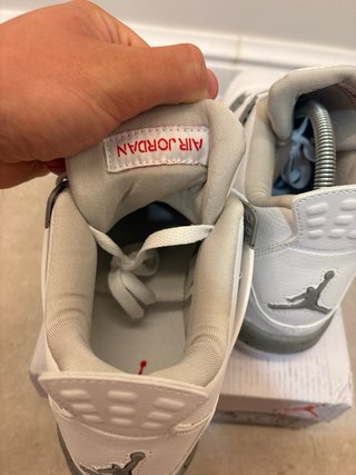Jordan 4 Retro 'Oreo'