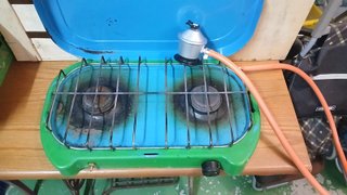 Cocina a gas dos fuegos