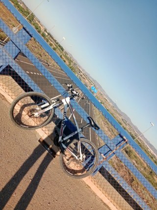 Bicicleta Giant Revel