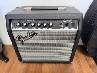 Pack Fender Guitarra Eléctrica Azul
