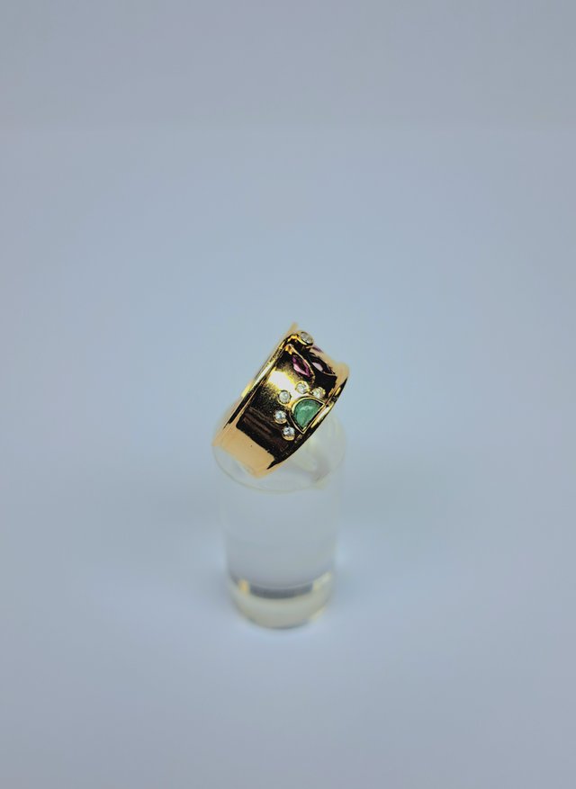 Anillo Oro 18K con Piedras Multicolor