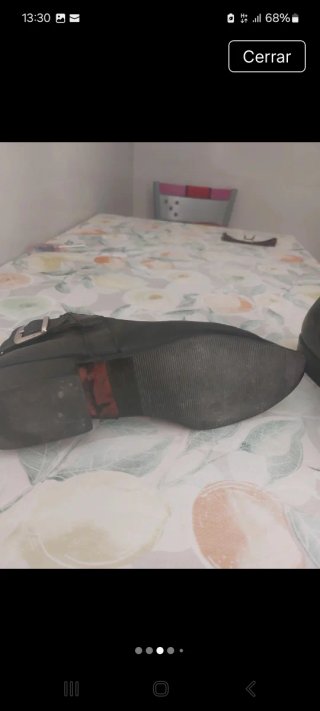 Botines de piel negros