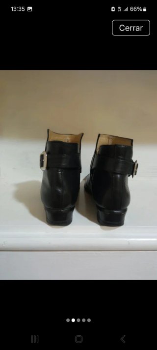 Botines de piel negros