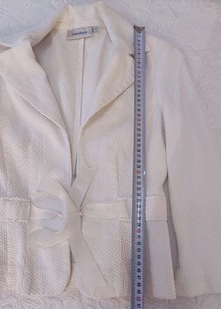 Chaqueta blanca de Trucco
