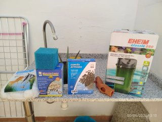 Acuario completo con calentadores y filtro