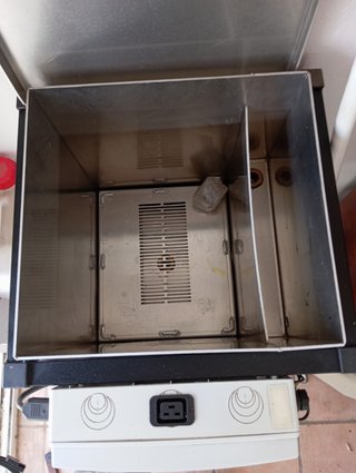 Sistema de minería por inmersión AntminerS19Pro