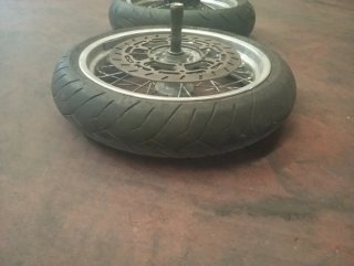 Llantas Supermotard precio no negociable