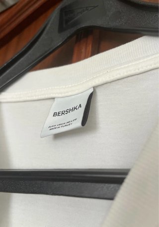 Camiseta Bershka Blanca Estampada Chicago