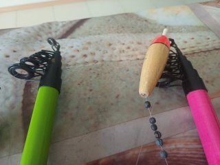 2 cañas de pescar infantiles con carretes