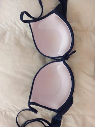 Bikini azul con pedrería y corazón