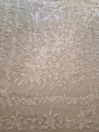 Mantón Manila Seda Beige bordado
