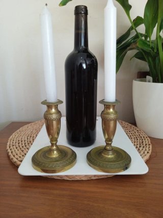 Pareja antiguos candelabros porta velas bronce