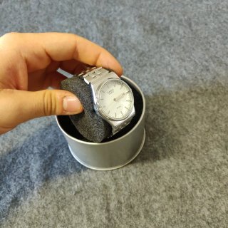 Reloj Casio Quartz Plata y Blanco