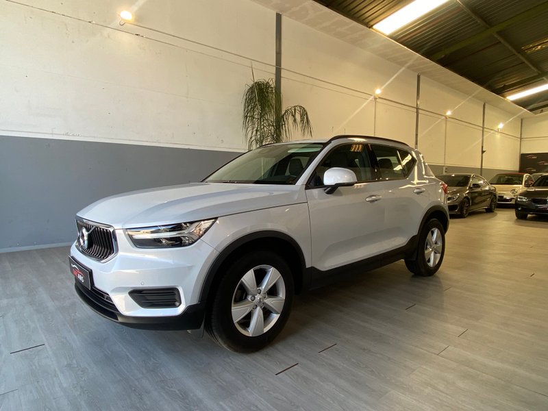 Volvo XC40 2020 - foto 1