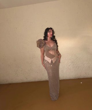 Vestido de fiesta largo con pedrería