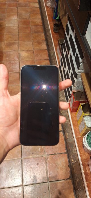 iPhone 16 e