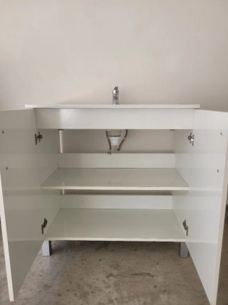 Mueble de baño IKEA con lavabo