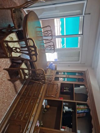 Conjunto comedor: mesa y 6 sillas