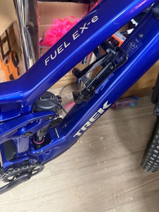 Bicicleta Trek Fuel EXe Eléctrica Azul