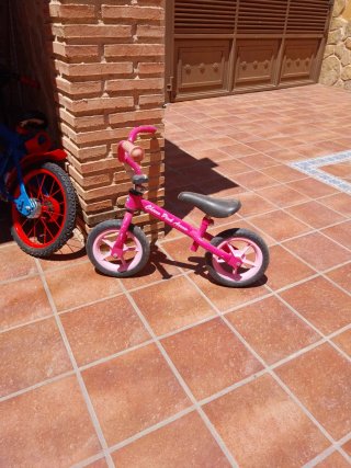Bicicleta infantil rosa Chicco.no envío recoger
