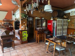 Bar braseriaRestaurante estilo argentino