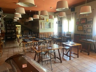 Bar braseriaRestaurante estilo argentino