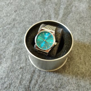 Reloj Casio Quartz Esfera Verde azulada