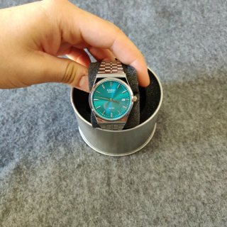 Reloj Casio Quartz Esfera Verde azulada