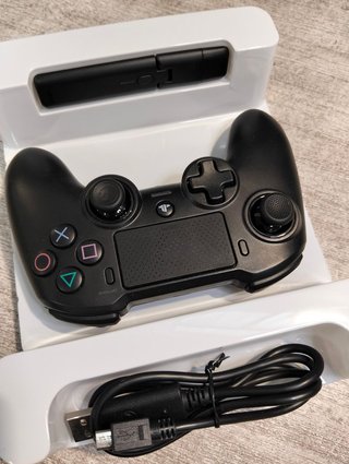 Nacon Asymmetric Mando Wireless PS4