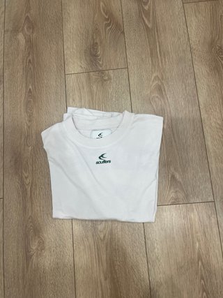 Camiseta Scuffers Verde y Blanca