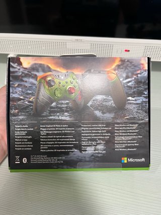 Mando Xbox Series X/S Edición Doom Dark Ages