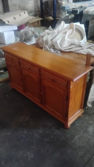 Mueble provenzal + mesa +sofás 3 y 2, y Sillas 4