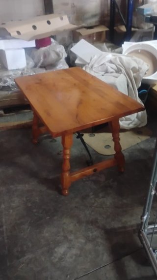 Mueble provenzal + mesa +sofás 3 y 2, y Sillas 4