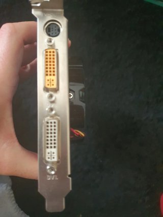 ASUS GeForce 9800 GT 1GB Tarjeta Gráfica