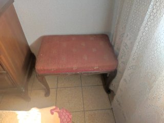 Muebles de madera de cerezo antiguos
