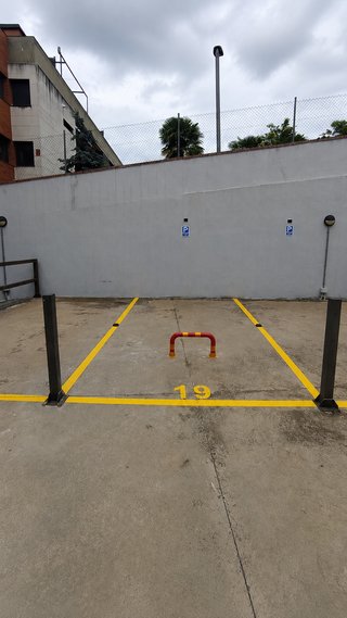 ALQUILO PLAZA DE PARKING 13M2 EN PUIG-REIG