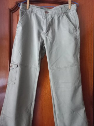 Pantalón cargo verde talla 38