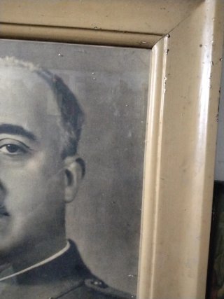 Cuadro antiguo de Franco