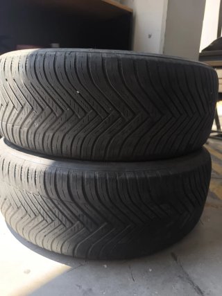 2 Neumáticos Hankook 235/55R19 90% Vida