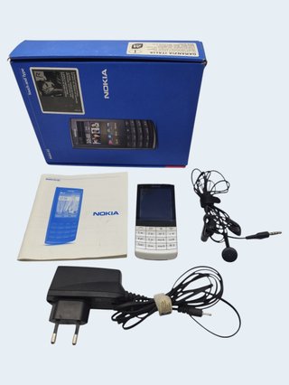 Nokia X3-02 Touch and Type Scatola e Accessori