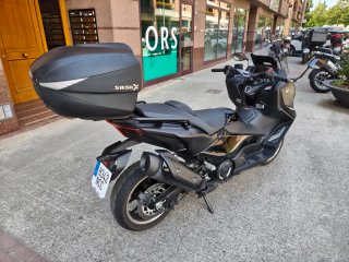 Yamaha TMAX Tech MAX Negra