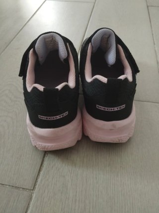 Scarpe bambina Skechers nere rosa waterproof 33