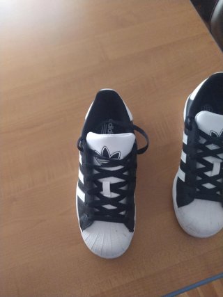 Zapatillas Adidas Superstar Negras talla 35 ½