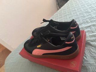 Zapatillas Puma Talla 42.5 Negras y Rosas