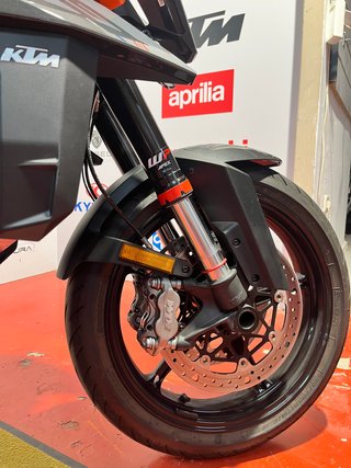 KTM Duke 990 Negro/Naranja 2026