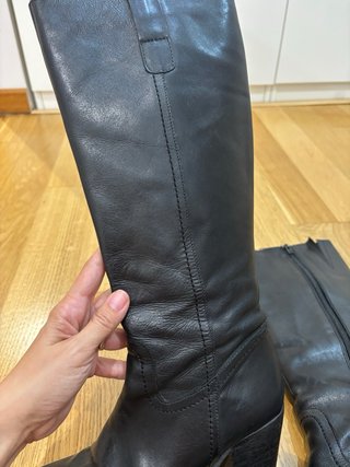 Botas altas cuero negras talla 38