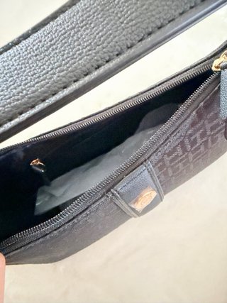 Bolso Tommy Hilfiger Negro Monograma