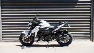 Suzuki GSX-S750